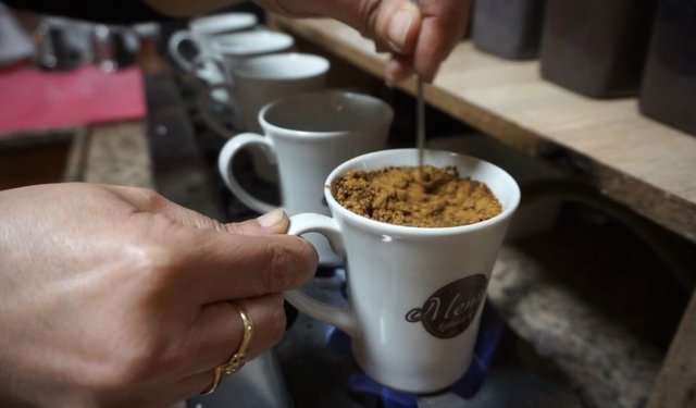 Gölhisar'ın 50 yıllık gizli şifası: Çörekotu kahvesi