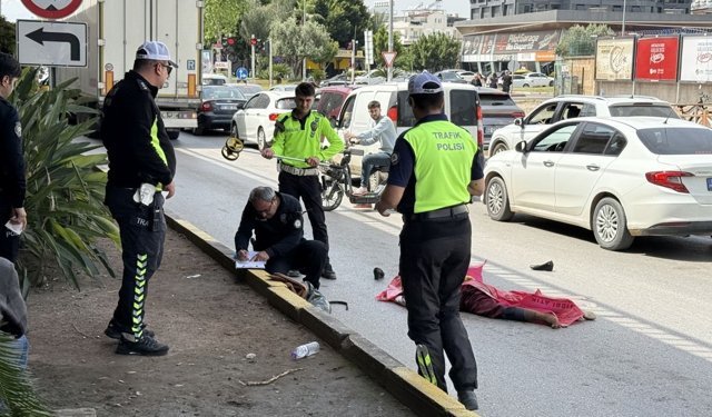 Antalya'da mendil satan kadının acı sonu