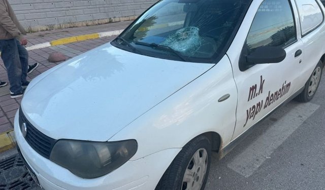 Antalya’da yapı denetim şirketi mühendislerine taşlı sopalı saldırı!