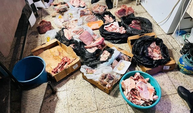 Serik’te satışa hazır 55 kiloluk bozuk et bulundu!