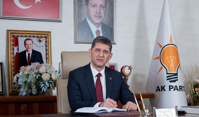 Ali Çetin'den CHP'ye video cevabı: "Keşke biz de sizin eserlerin önünde video çekebilsek"