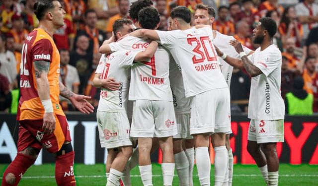Antalyaspor, iki kez öne geçtiği maçı 4-2 kaybetti!