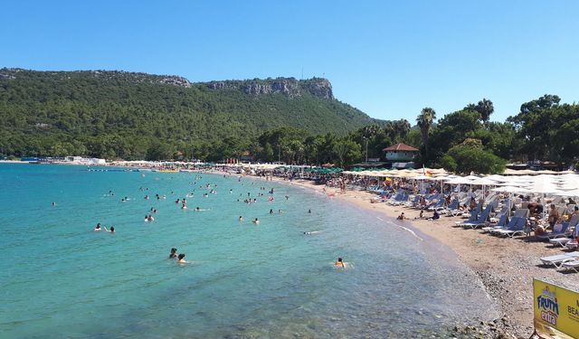Kemer’de Halk Plajı tartışması: “Ücretsiz alan bulamıyoruz”