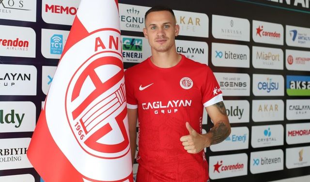 Antalyasporlu futbolcu Dünya Kupasında!
