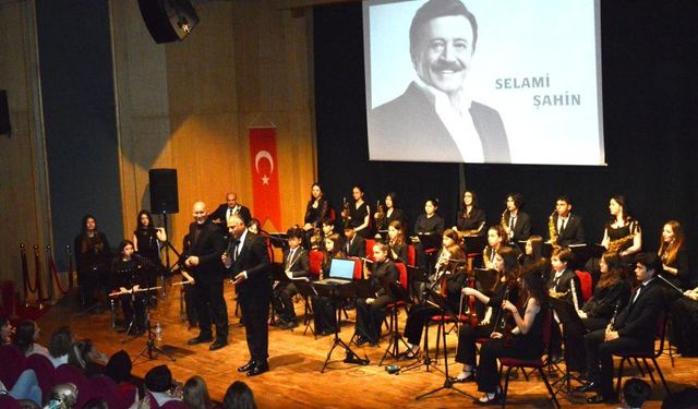 Geleceğin müzisyenleri Antalya'da sahne aldı