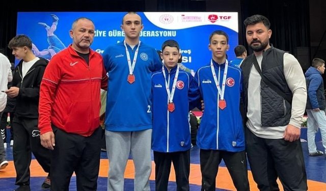 Korkuteli'nde minderin aslanları tarih yazdı