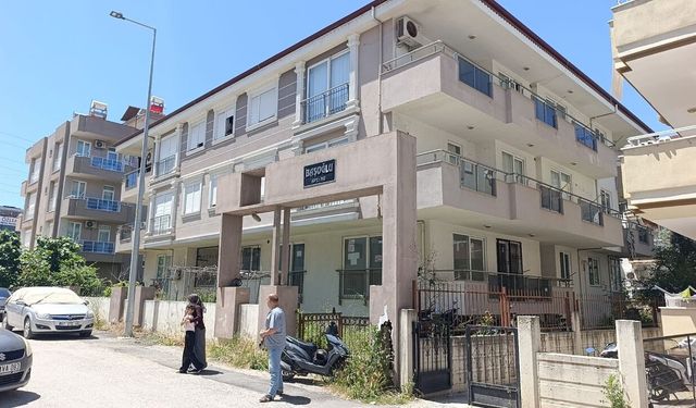Manavgat’ta korku apartmanı! Her an çökebilir