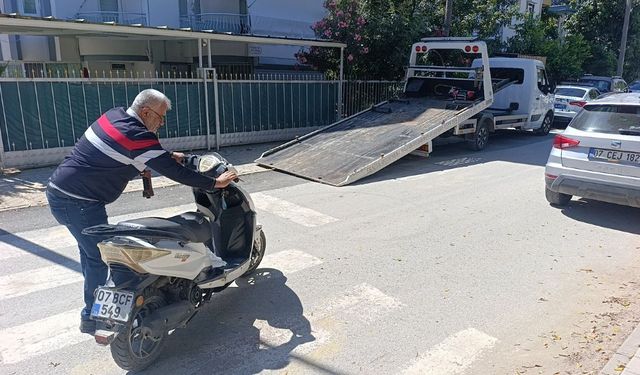 Manavgat'ta okul önünde akrobasi pahalıya patladı