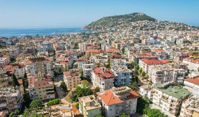 Alanya'da metre karesi 125 bin liraya arsa!