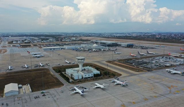 Antalya Havalimanı'nda 927 milyon avroluk isyan! Milyonluk yatırım tartışma yarattı