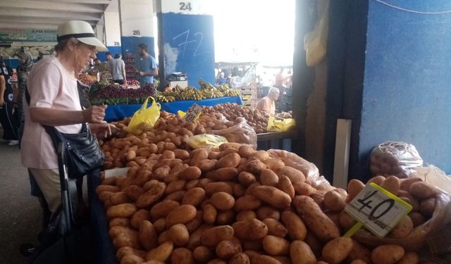 Antalya’da patates ve kuru soğanda fiyat krizi! Kilogramı 50 TL’yi geçti