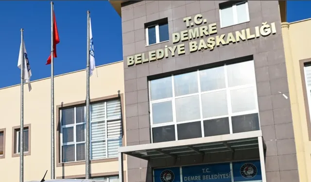 Demre Belediyesi'nden kiralık tenis kortu!