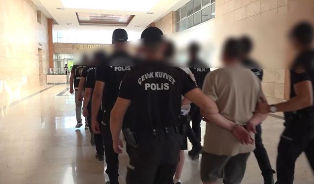 Antalya merkezli dolandırıcılık operasyonu: 5 tutuklama