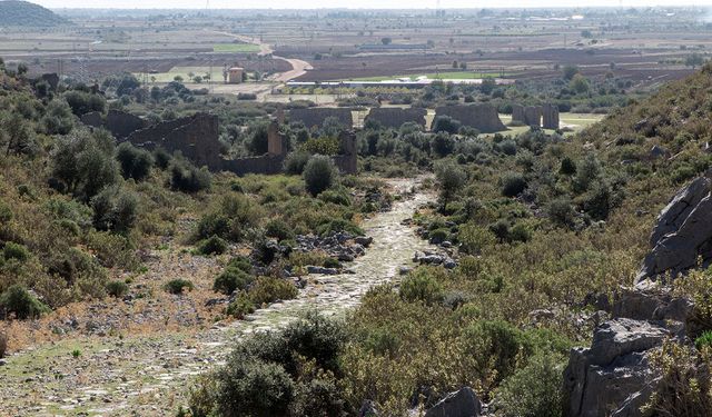 Döşemealtı isminin sırrı çözüldü! 2 bin yıllık yolun izleri bugüne ulaştı
