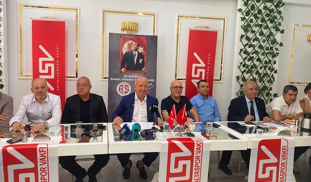 Gültekin Gencer’den dikkat çeken çıkış: “Antalyaspor’u içki masalarında meze yapıyorlar”