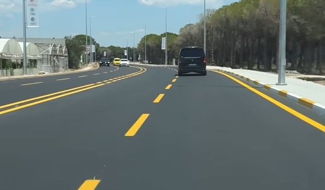 Antalya’da “Kral yolu” 2 şeritten 4 şeride çıktı!