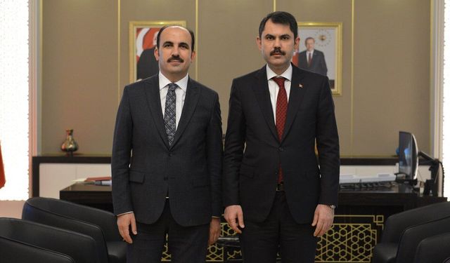 UCLG Başkanı seçilen Uğur İbrahim Altay'a ilk tebrik Bakan Kurum'dan
