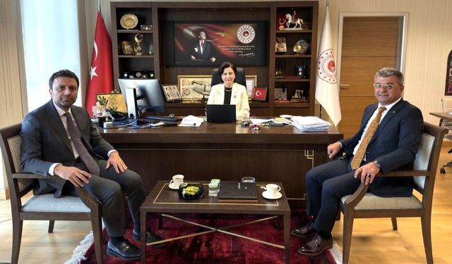 Antalya taksi ve nakliye esnafının park alanı sorunu Ankara’da masaya yatırıldı