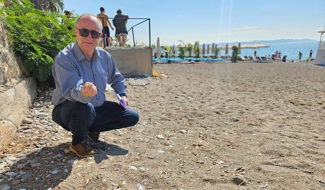 Başka Antalya yok! Sahillerde sigara içmek yasaklansın