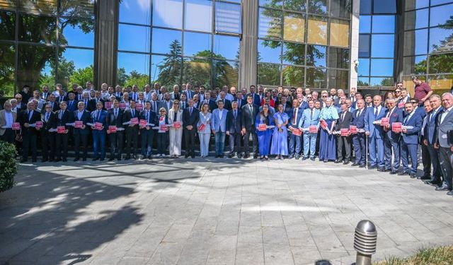 Alanya'ya Türkiye Belediyeler Birliği’nden araç desteği