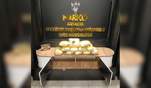 TV ünitesinden 7 kilo uyuşturucu çıktı!