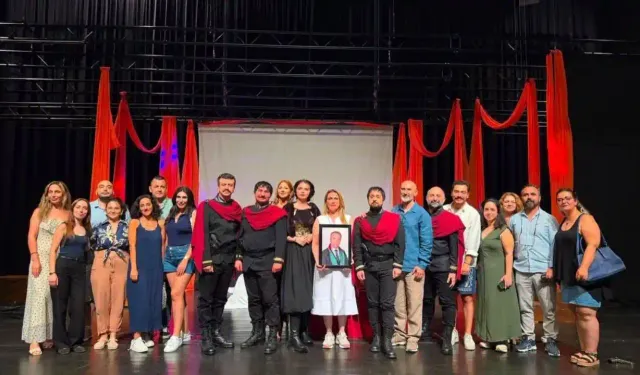 Antalya'da hukuk ve sanat buluştu! Antalya Barosu Tiyatro Günleri tamamlandı