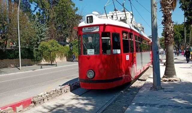 Antalyalılar, nostalji tramvayı için ayağa kalktı: “Yeniden sefere başlasın”
