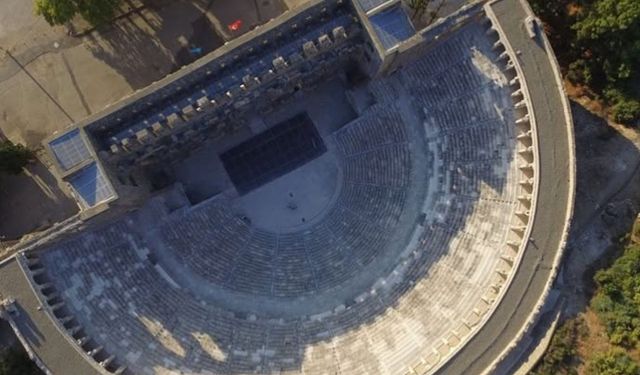 Antalya Aspendos'ta bin 800 yıllık şifa sembolü bulundu