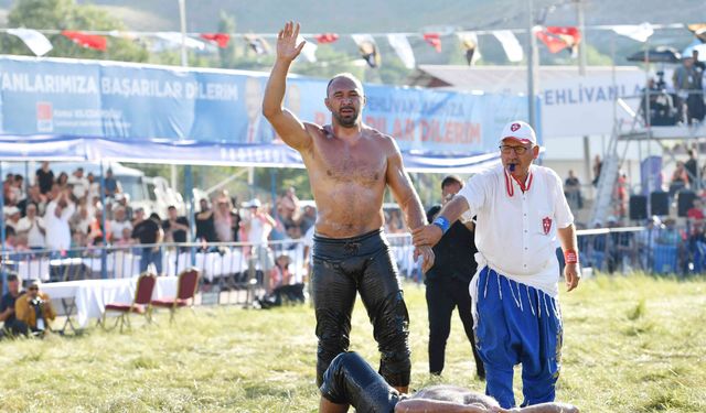 Feslikan Yağlı Güreşleri için Antalya’da ilave otobüs seferleri
