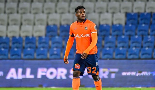 Antalyaspor'dan Francis Nzaba hamlesi! Transferi sosyal medya ele verdi