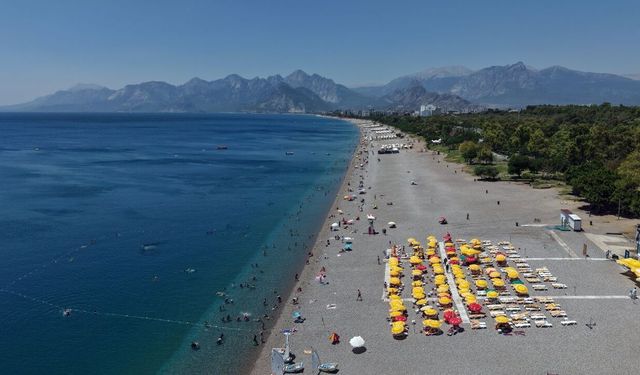 Antalya Körfezi’nde deniz suyu 33 dereceye çıktı: Oksijen alarmı