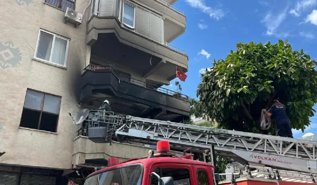 Alanya’da yürekleri ağza getiren yangın! Alevlerin arasından 3 çocuk kaldı!