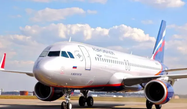 Antalya-Yekaterinburg uçağında acil iniş! Yolcu yaşamını yitirdi