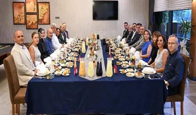 Antalya’da unutulmaz veda töreni! Protokol buluştu