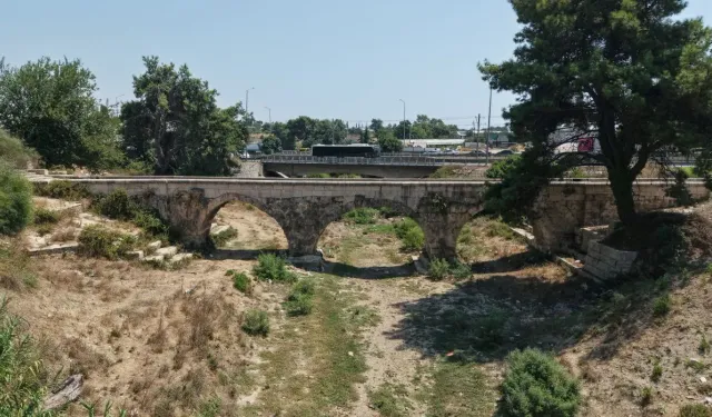 Antalya’da 800 yıllık köprü zamana meydan okuyor