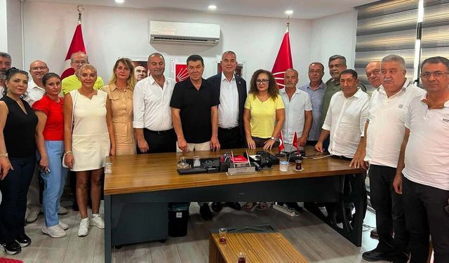 CHP Antalya’da Sururi Çorabatır ortaya çıktı! İl Başkanlığı'nda görüldü