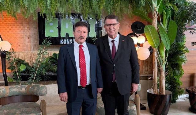 AESOB Başkanı Adlıhan Dere’den Mehmet Yiğiner’e destek
