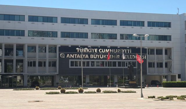 Antalya Büyükşehir’de bankamatik memuru mu var? AK Parti’den çok sert açıklama
