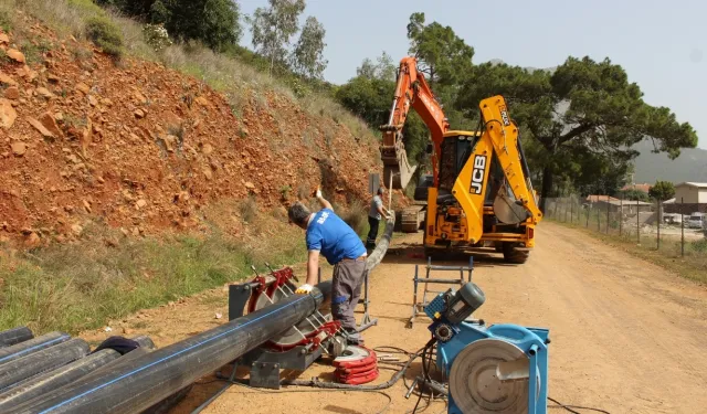 Antalya Büyükşehir, Kumluca'da milyonları yerin altına gömdü