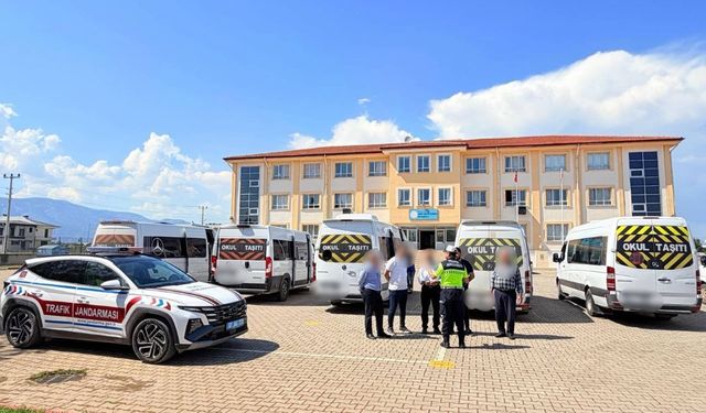 İlk günden 440 okul servisi denetlendi