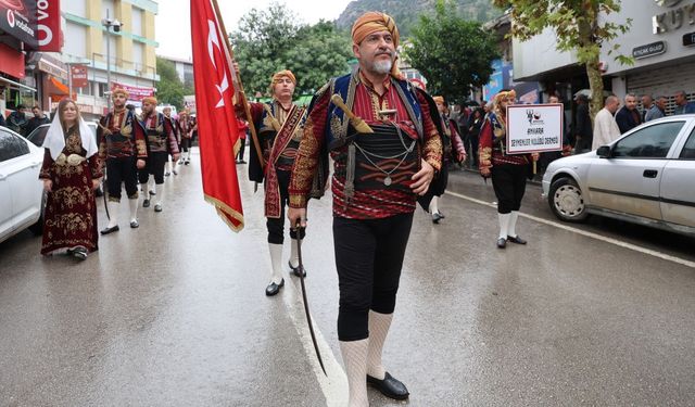 Adana’da er meydanı hareketlendi! 800 güreşçi ve 32 başpehlivan