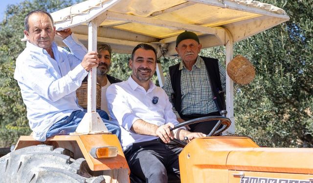 Manavgat Belediye Başkan Vekili Mehmet Çiçek, bu kez traktör koltuğunda