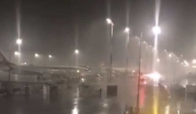 İstanbul ve Antalya havalimanında seferler durdu!