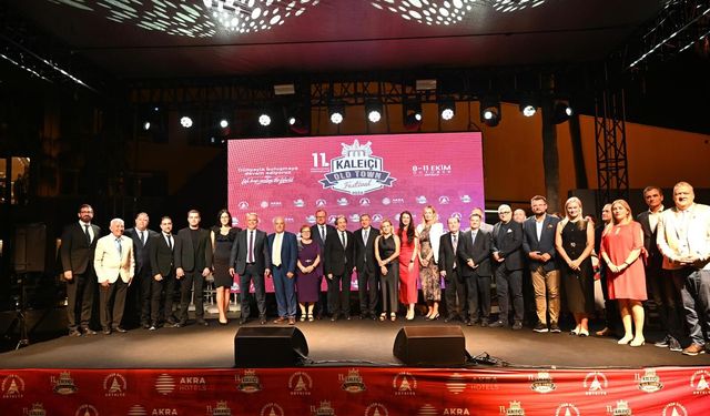 Antalya’da 11. Kaleiçi Old Town Festivali başladı! 15 ülkeden konuklar geldi