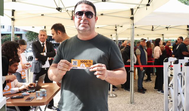 Antalya’da Leblebi Çarşısı açıldı! Gece yarısından itibaren kuyruk oluştu