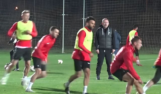 Antalyaspor’un eski teknik direktörü milli takımın başına geçecek!