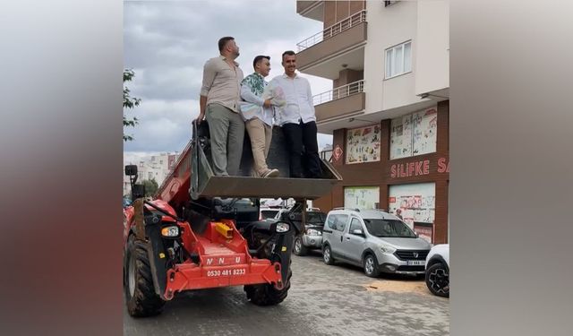 Mersin'de damat gelin evine öyle bir yerden girdi ki kimse beklemiyordu!