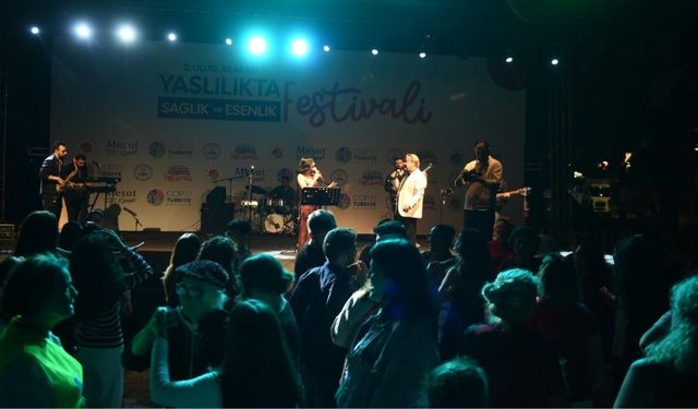 Kepez’de hayatın her yaşına dokunan festival başladı