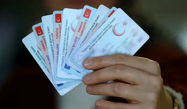 Dijital kimlik cüzdanı dönemi başlıyor! İlk tarih 2027