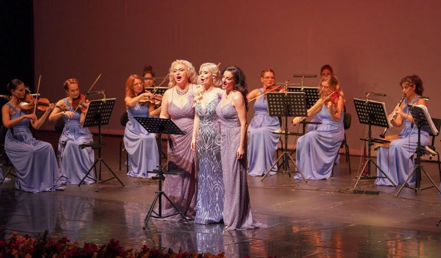 'Venera Ensemble' konserinde Anadolu'nun eşsiz türküleri dinlendi